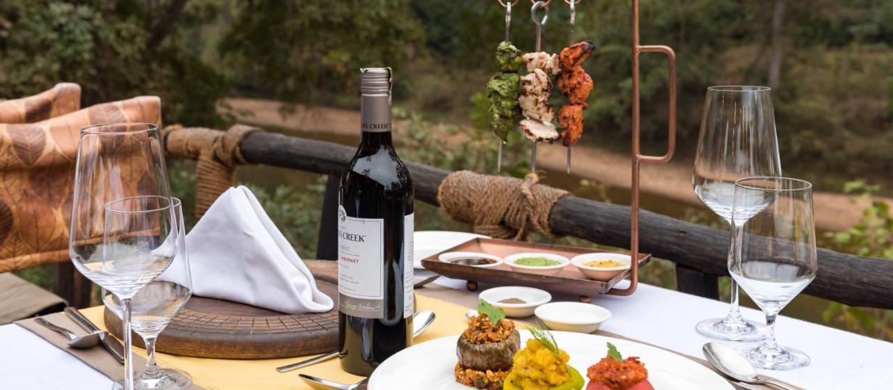 Banjaar Tola Kanha National Park - A Taj Safari Lodge Екстер'єр фото